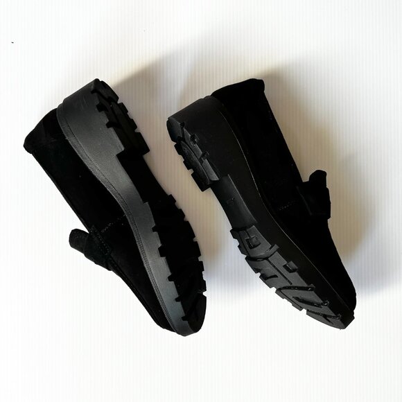 Clarks CALLA EASE SUEDE- BLACK Lug Sole Loafers NWT - Picture 2 of 11